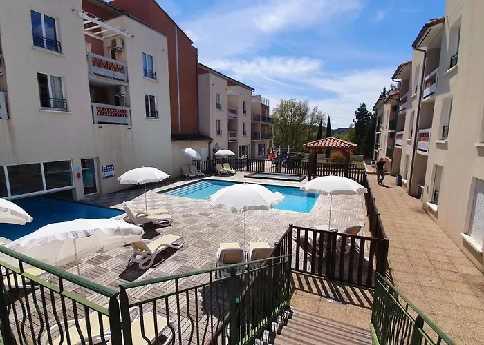 Le Blanc-martel - Piscine, Climatisation & Parking Apartment *
